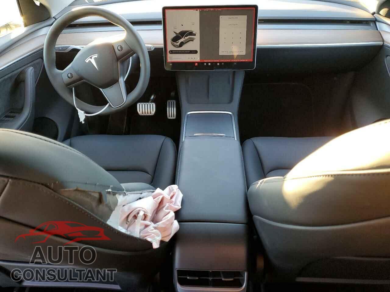 TESLA MODEL Y 2023 - 7SAYGDEF2PF926160