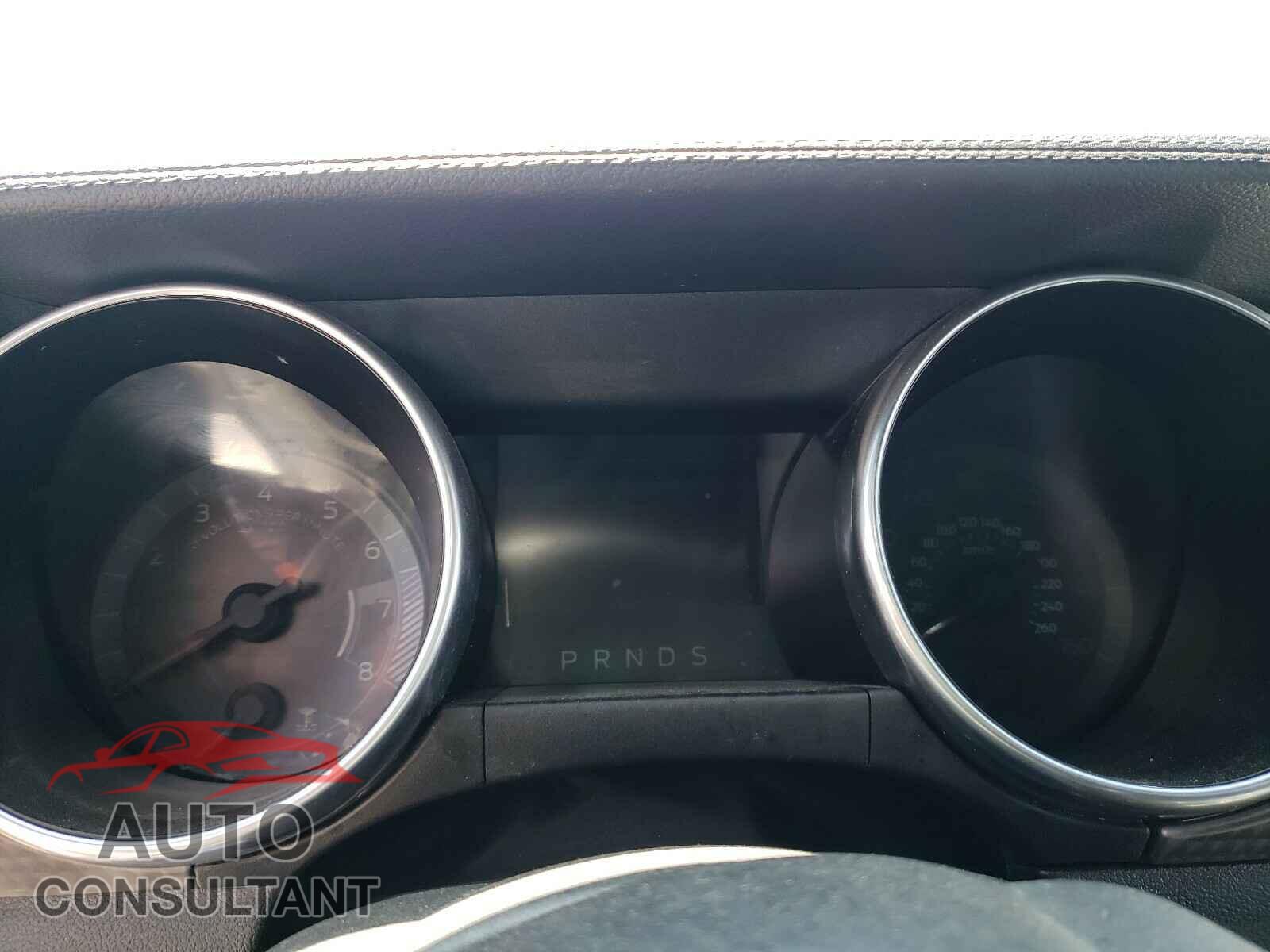 FORD MUSTANG 2019 - 1FA6P8TH9K5114709