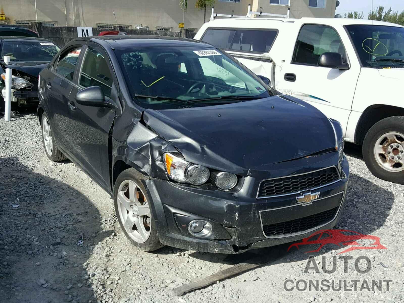 CHEVROLET SONIC 2016 - 1G1JE5SB1G4148543