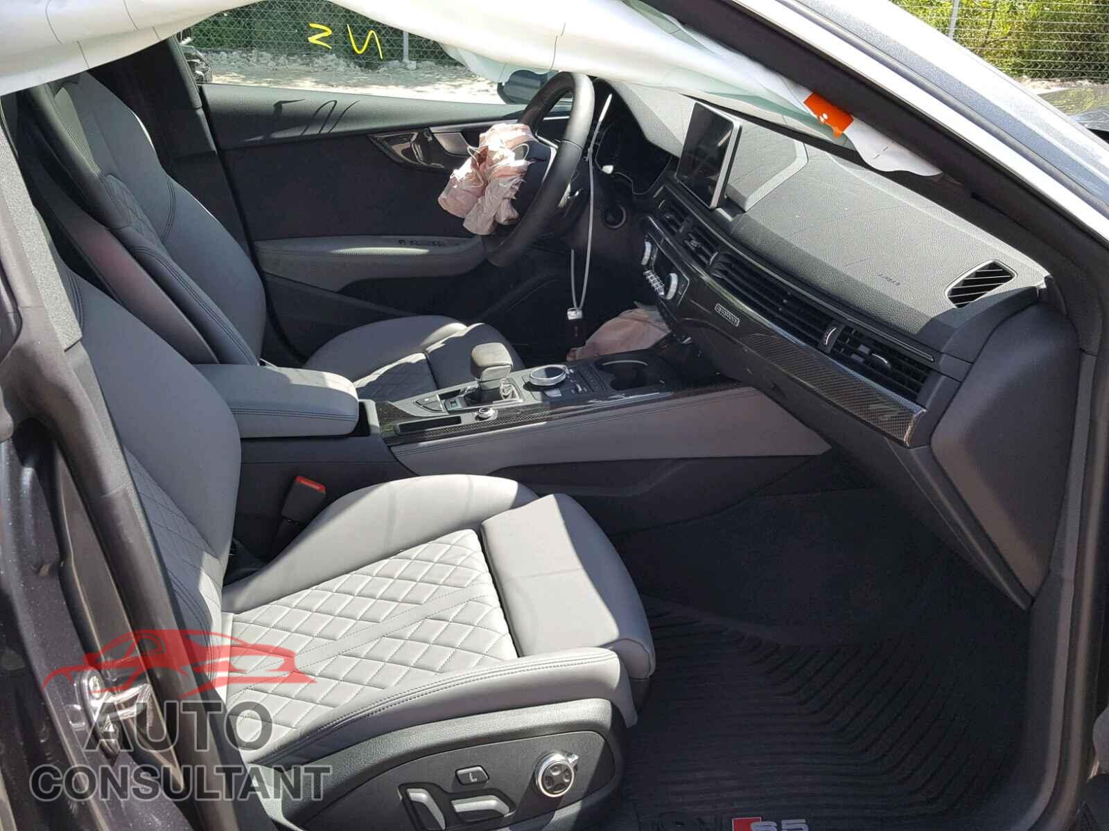 AUDI S5/RS5 2018 - WAUB4CF54JA092885