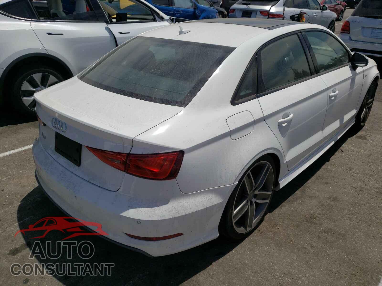 AUDI A3 2016 - WAUA7GFF5G1103081