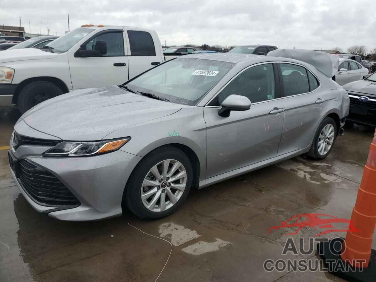 TOYOTA CAMRY 2020 - 4T1C11AKXLU385916