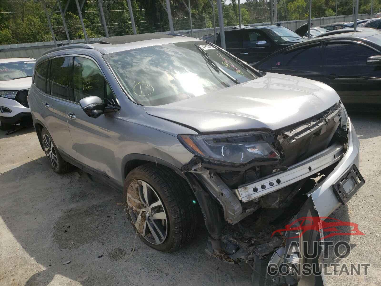 HONDA PILOT 2017 - 5FNYF5H99HB015000