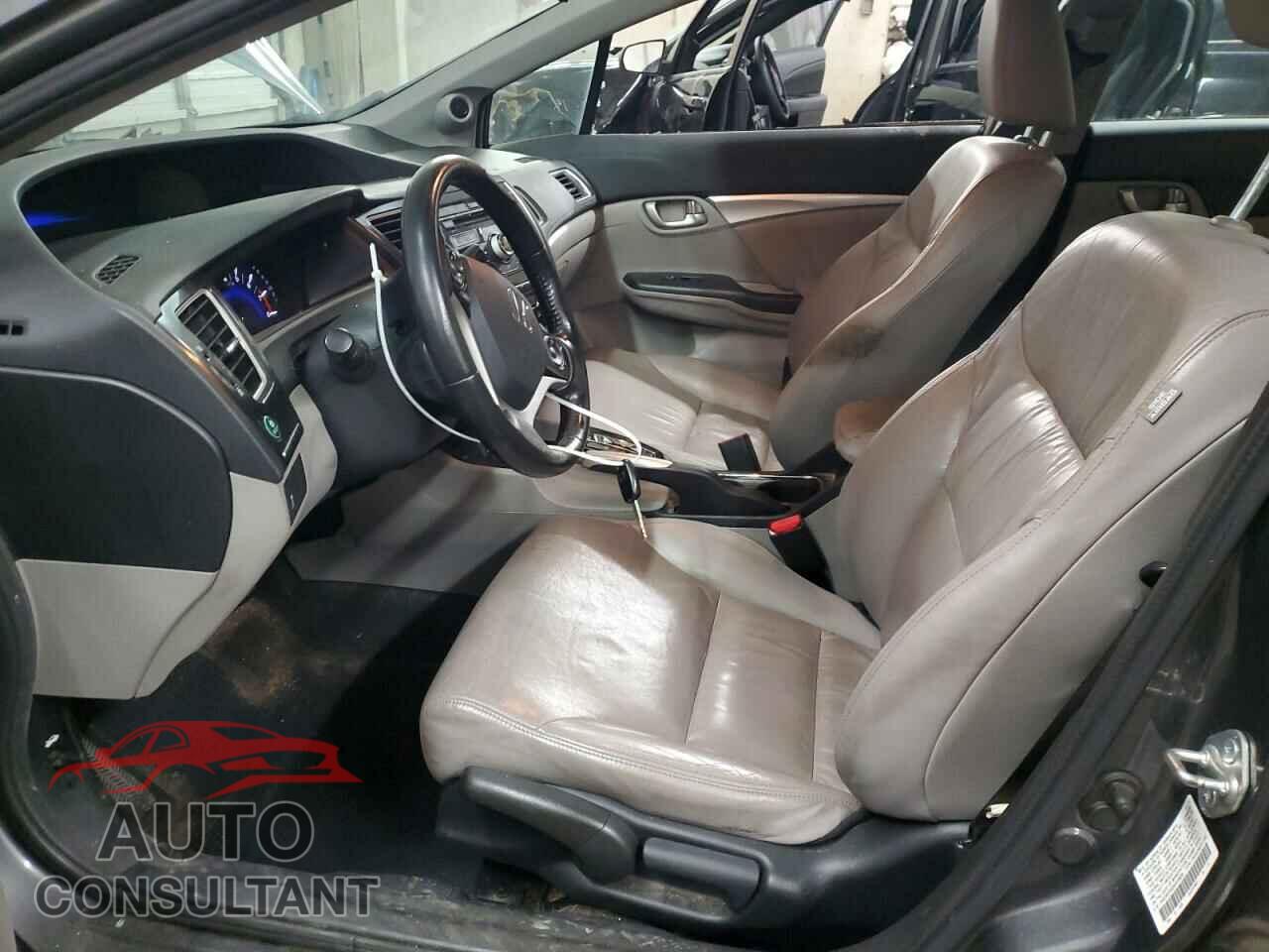 HONDA CIVIC 2013 - 2HGFB2F95DH519828