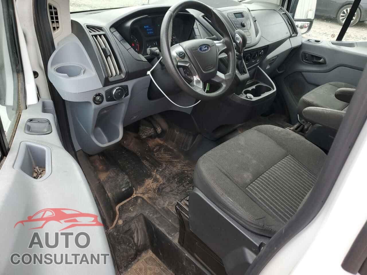 FORD TRANSIT 2019 - 1FTYR1YM3KKA56768
