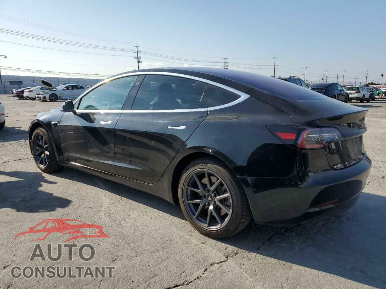 TESLA MODEL 3 2018 - 5YJ3E1EA6JF092689