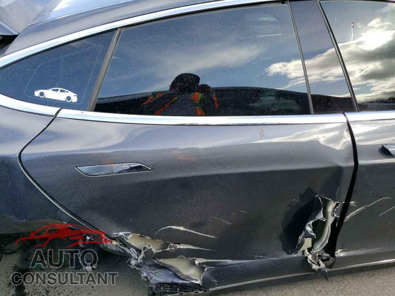 TESLA MODEL S 2016 - 5YJSA1E45GF144419