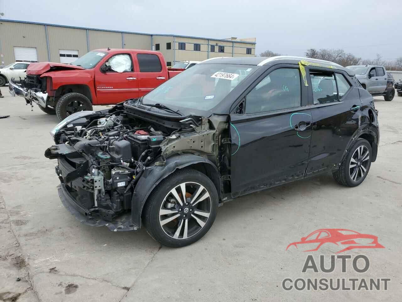 NISSAN KICKS 2019 - 3N1CP5CU4KL568037