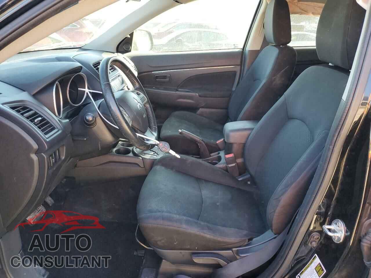 MITSUBISHI OUTLANDER 2015 - 4A4AR3AU7FE033241