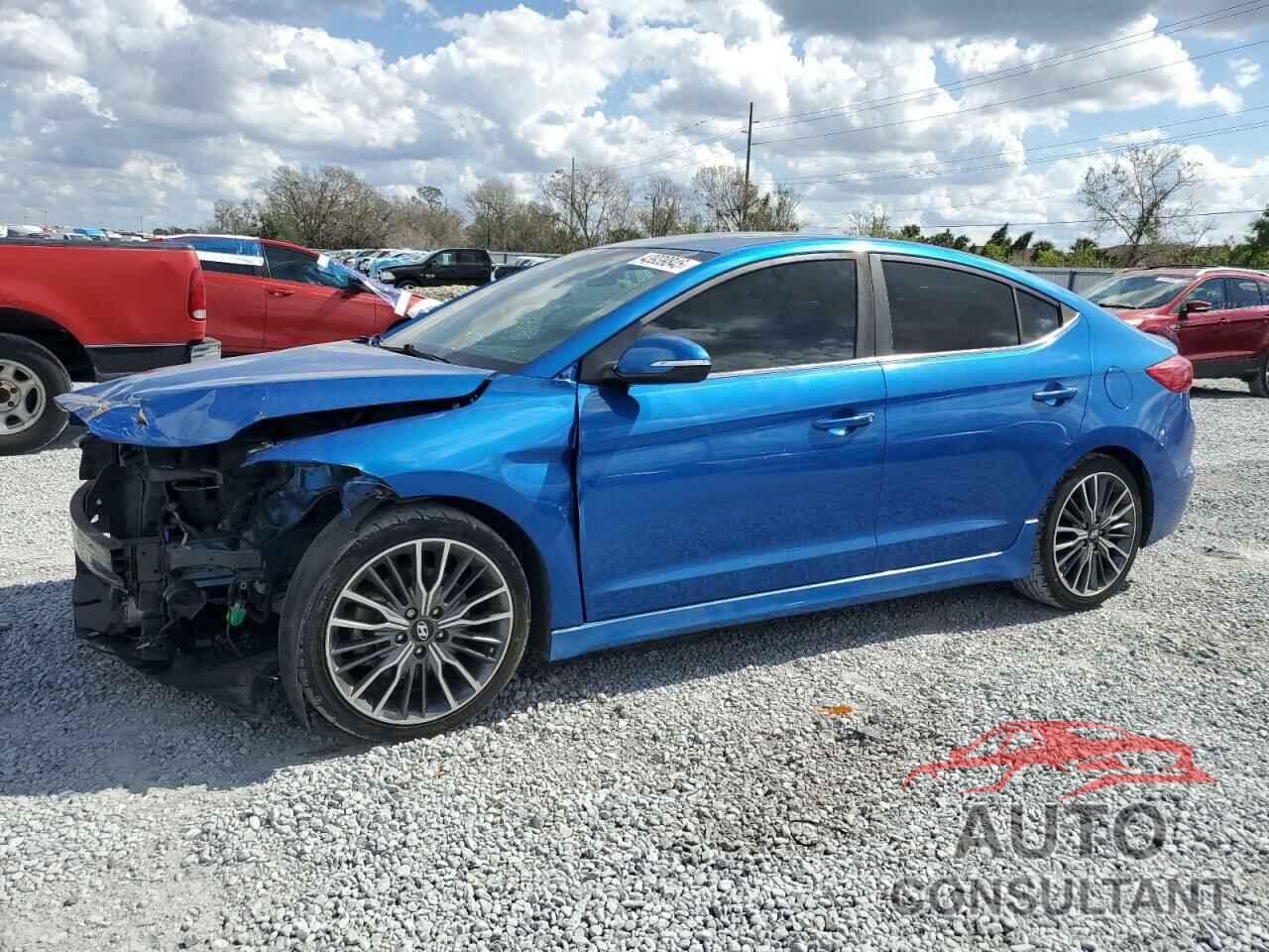 HYUNDAI ELANTRA 2018 - KMHD04LB9JU637187