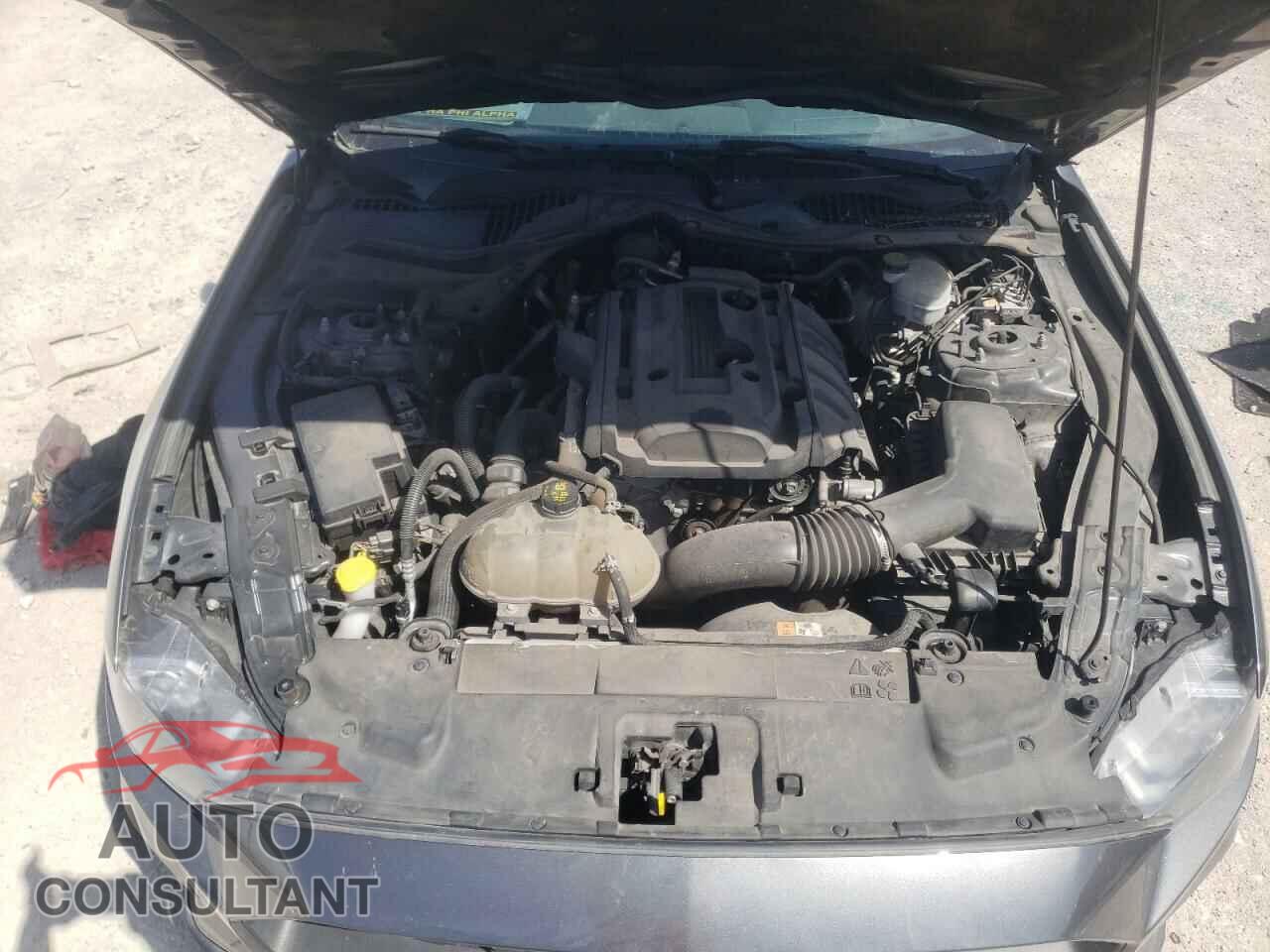 FORD MUSTANG 2018 - 1FA6P8THXJ5104432