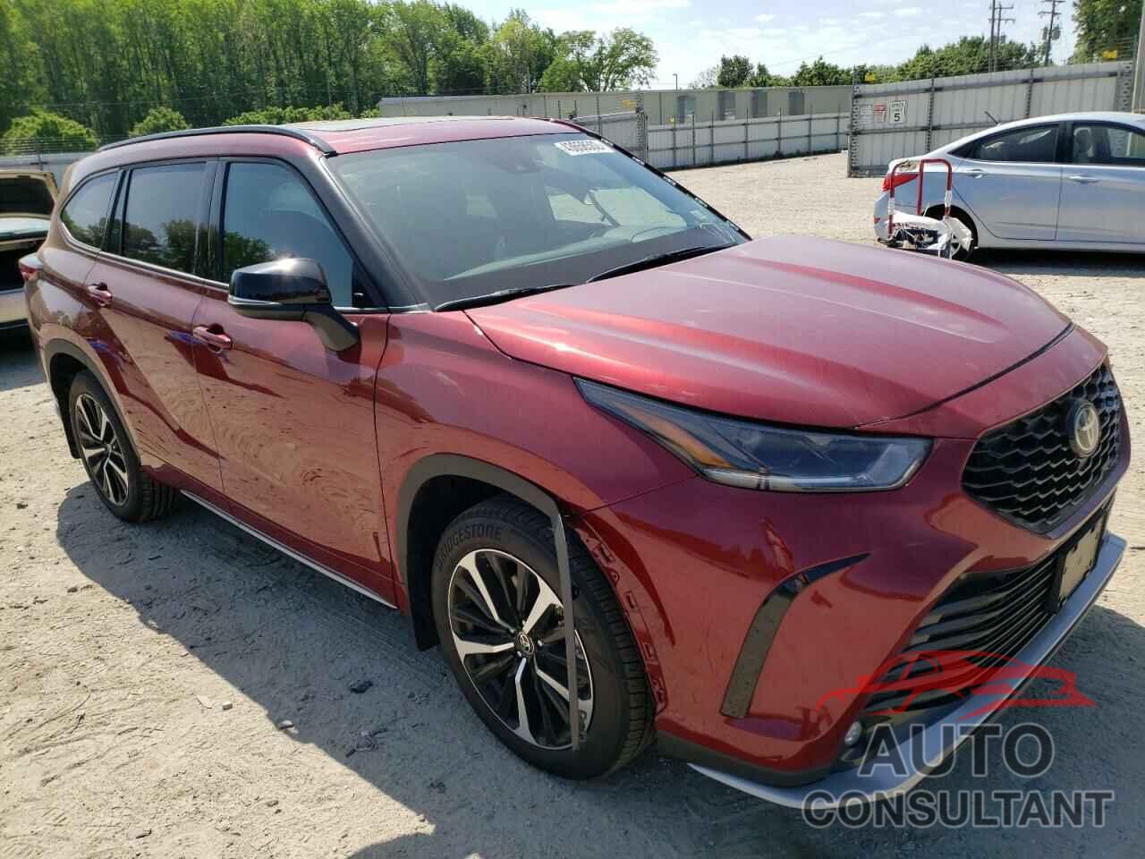 TOYOTA HIGHLANDER 2021 - 5TDLZRBH6MS155861