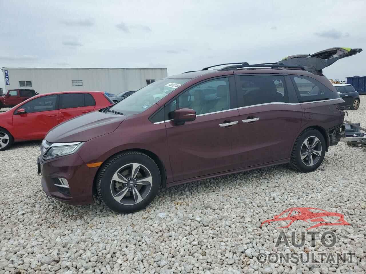 HONDA ODYSSEY 2018 - 5FNRL6H83JB011458