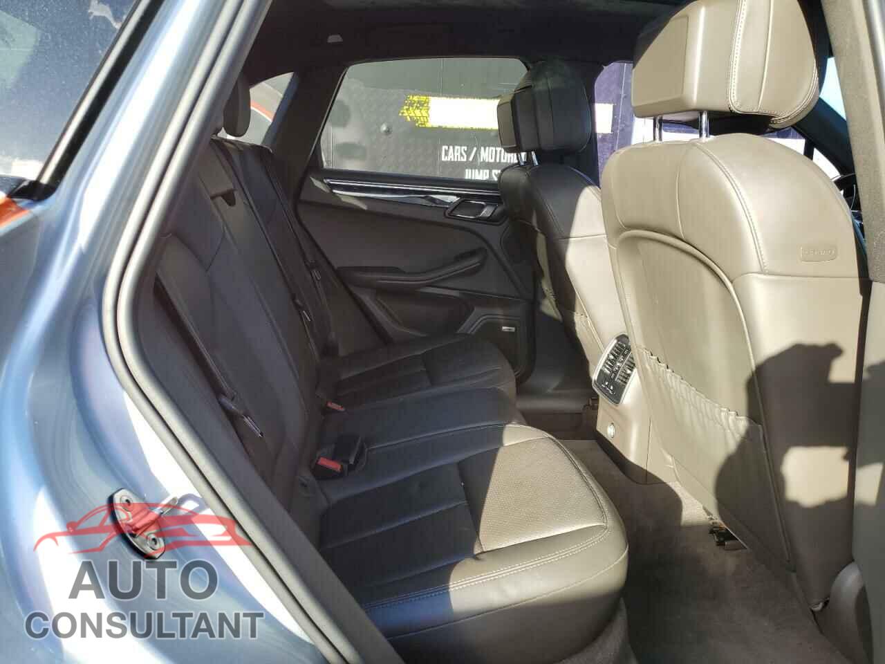 PORSCHE MACAN 2016 - WP1AB2A57GLB55558