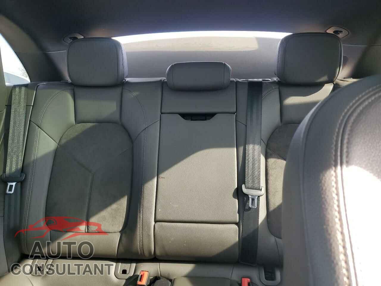 PORSCHE MACAN 2017 - WP1AA2A54HLB02188