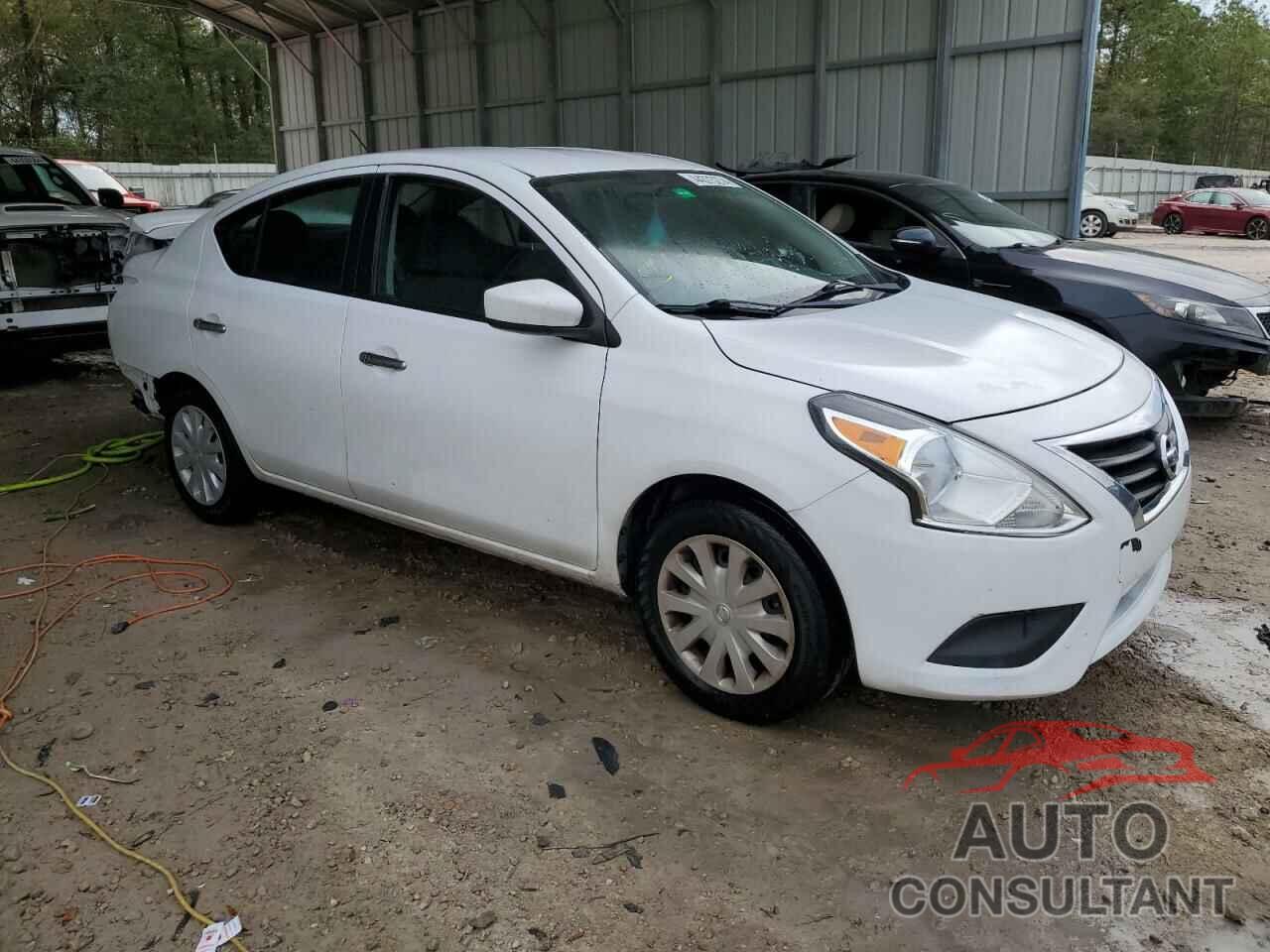 NISSAN VERSA 2018 - 3N1CN7AP8JL860268