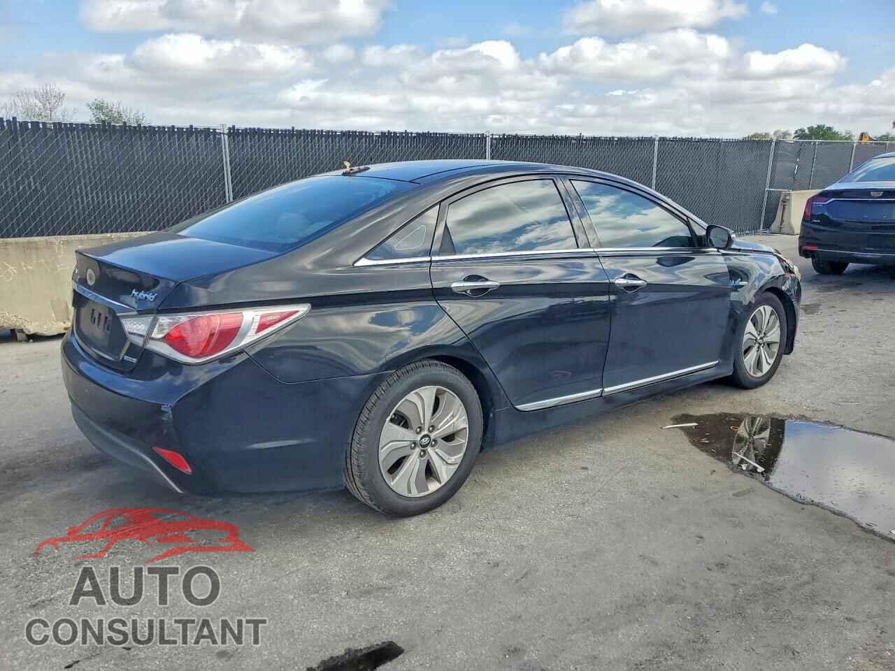HYUNDAI SONATA 2014 - KMHEC4A48EA109650