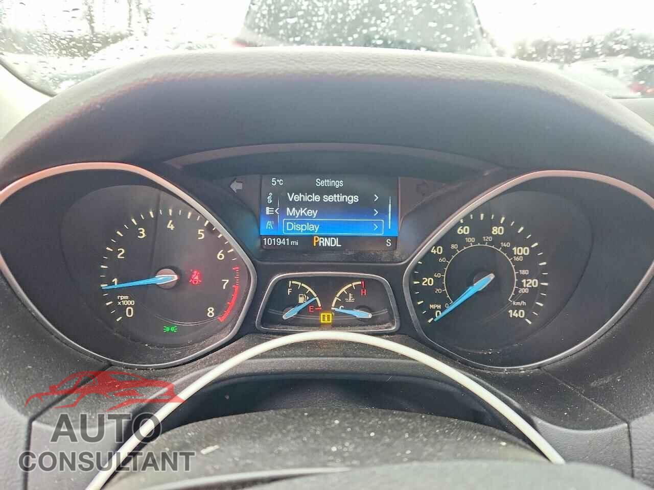 FORD FOCUS 2015 - 1FADP3F20FL276876