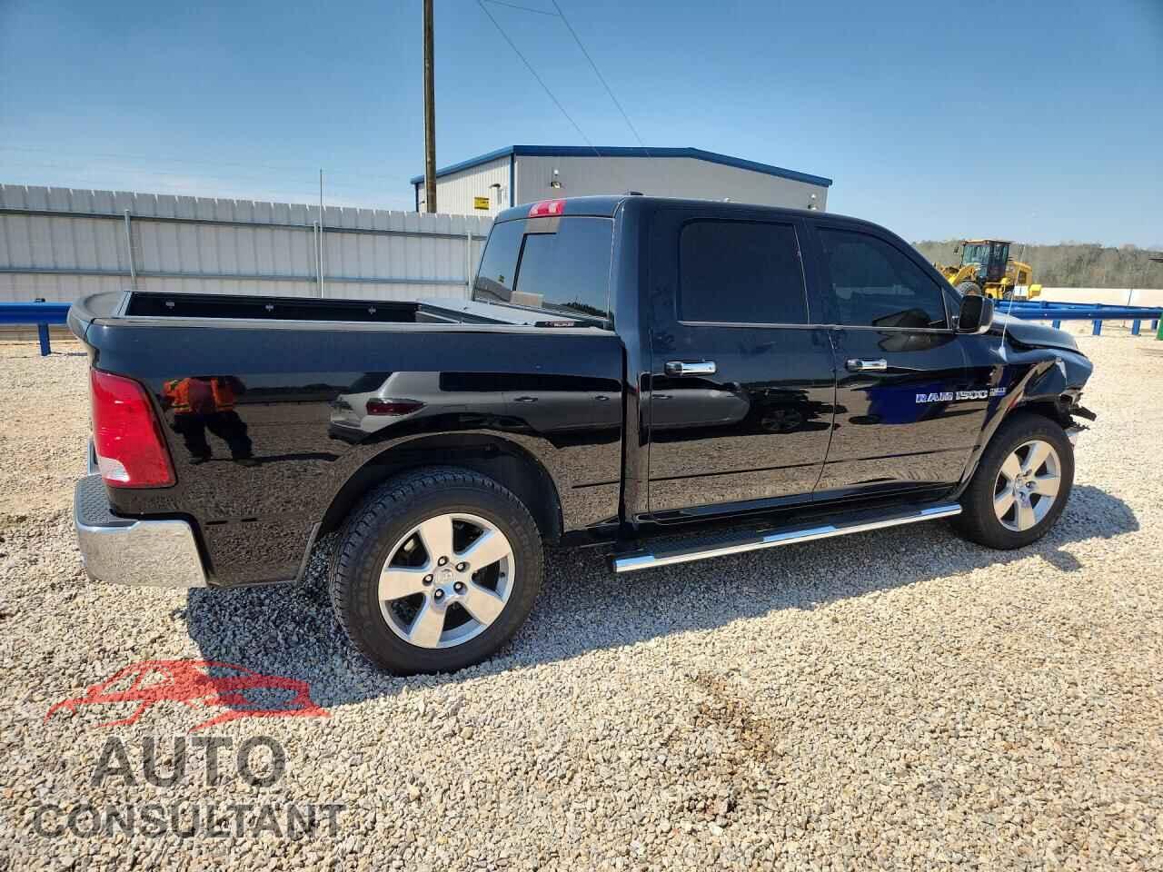 DODGE RAM 1500 2012 - 1C6RD7LT8CS148567