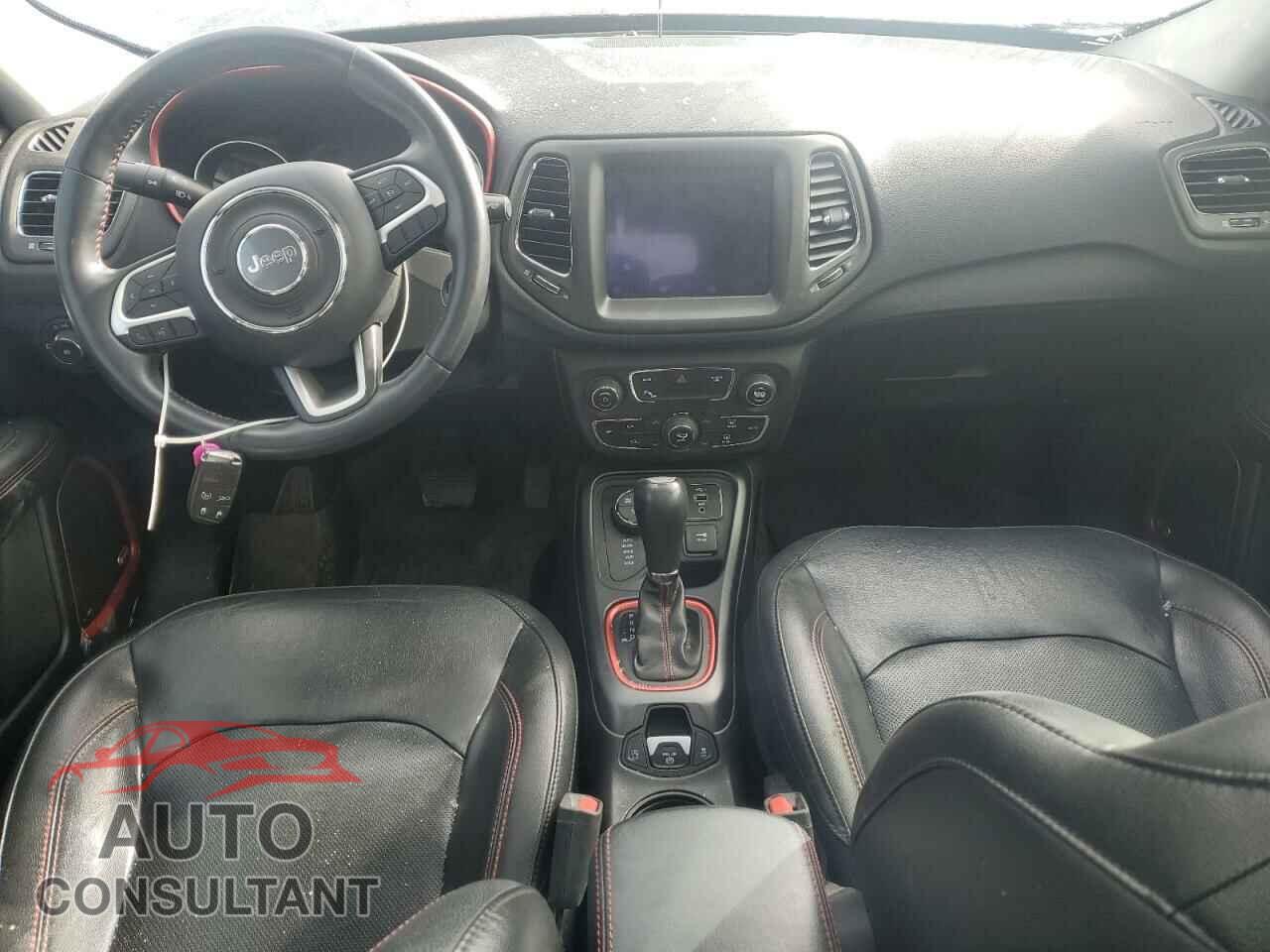 JEEP COMPASS 2019 - 3C4NJDDB7KT661987