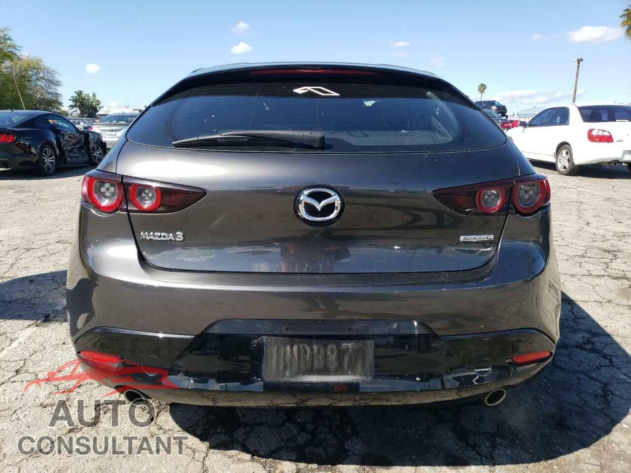 MAZDA 3 2019 - JM1BPAJM3K1133151