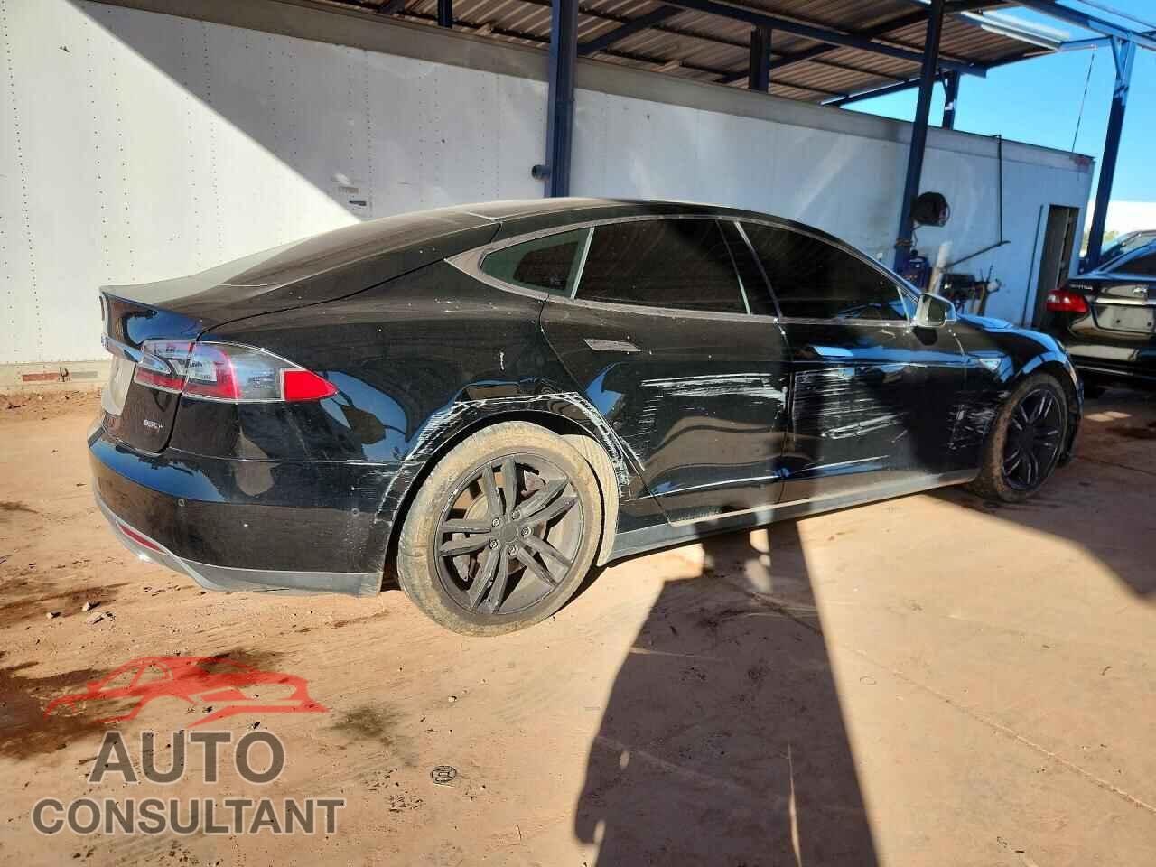 TESLA MODEL S 2015 - 5YJSA1H25FF086482
