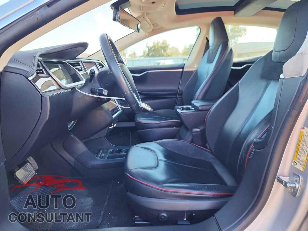 TESLA MODEL S 2013 - 5YJSA1CN2DFP22449