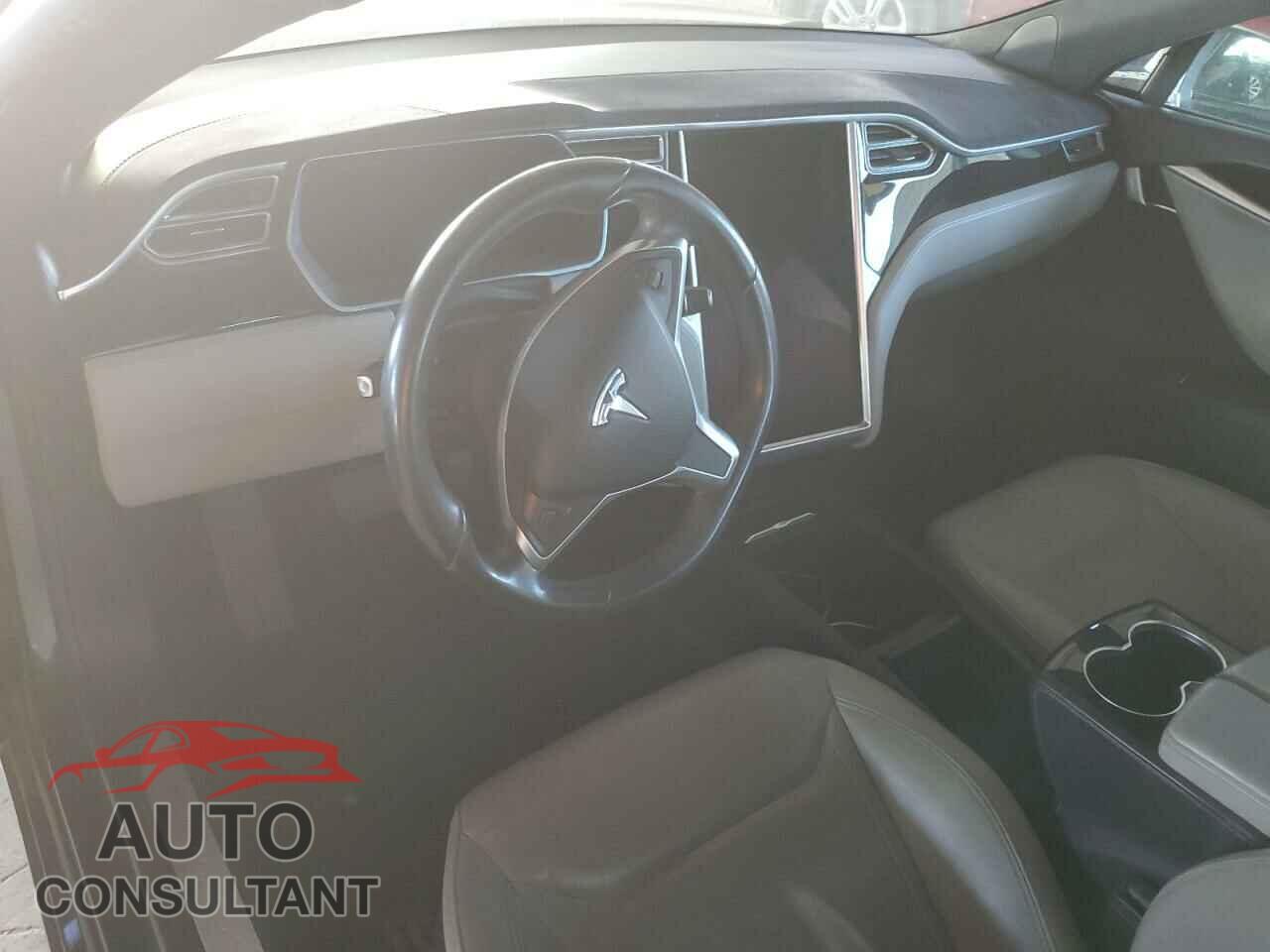 TESLA MODEL S 2016 - 5YJSA1E11GF134752