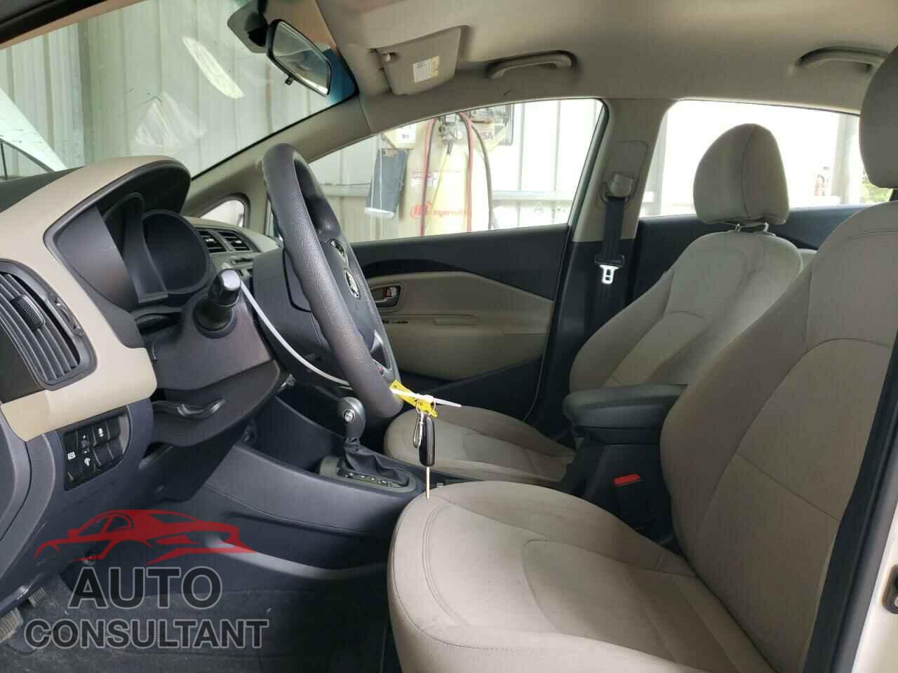 KIA RIO 2015 - KNADN4A36F6468515