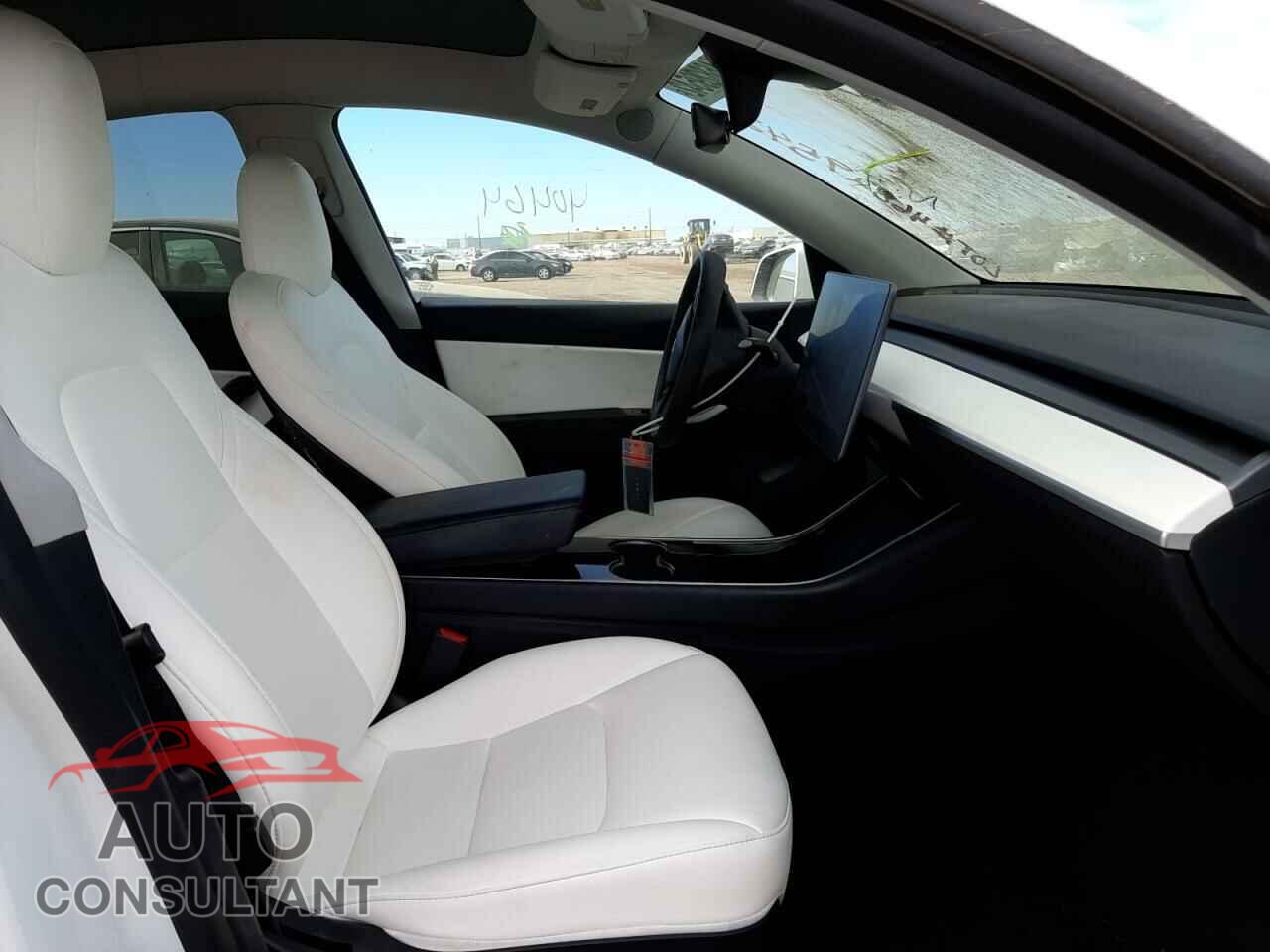 TESLA MODEL Y 2020 - 5YJYGDEF2LF018556