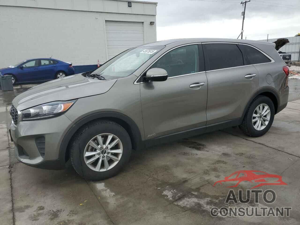 KIA SORENTO 2019 - 5XYPGDA52KG456784