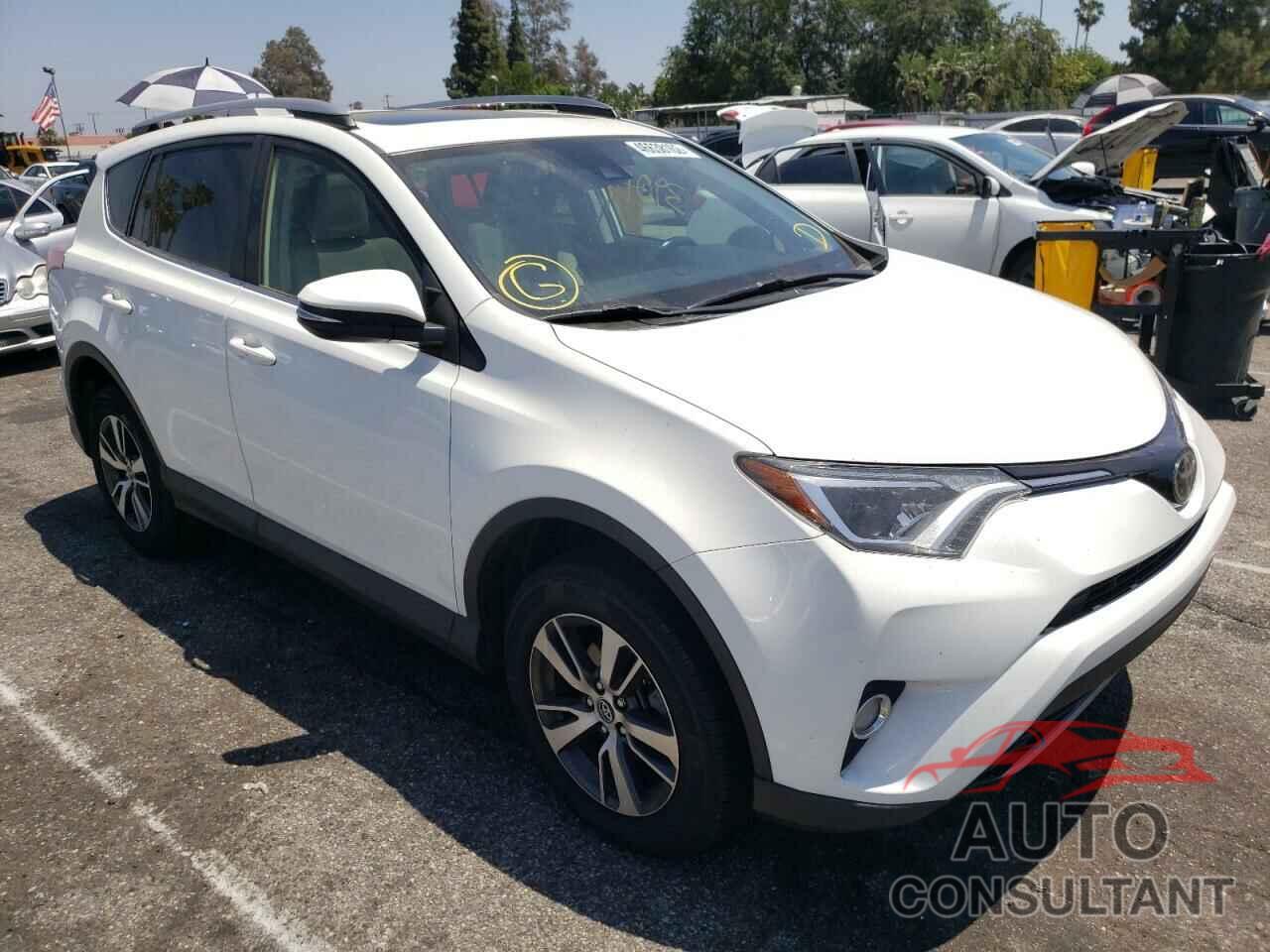 TOYOTA RAV4 2017 - JTMWFREV9HJ720307