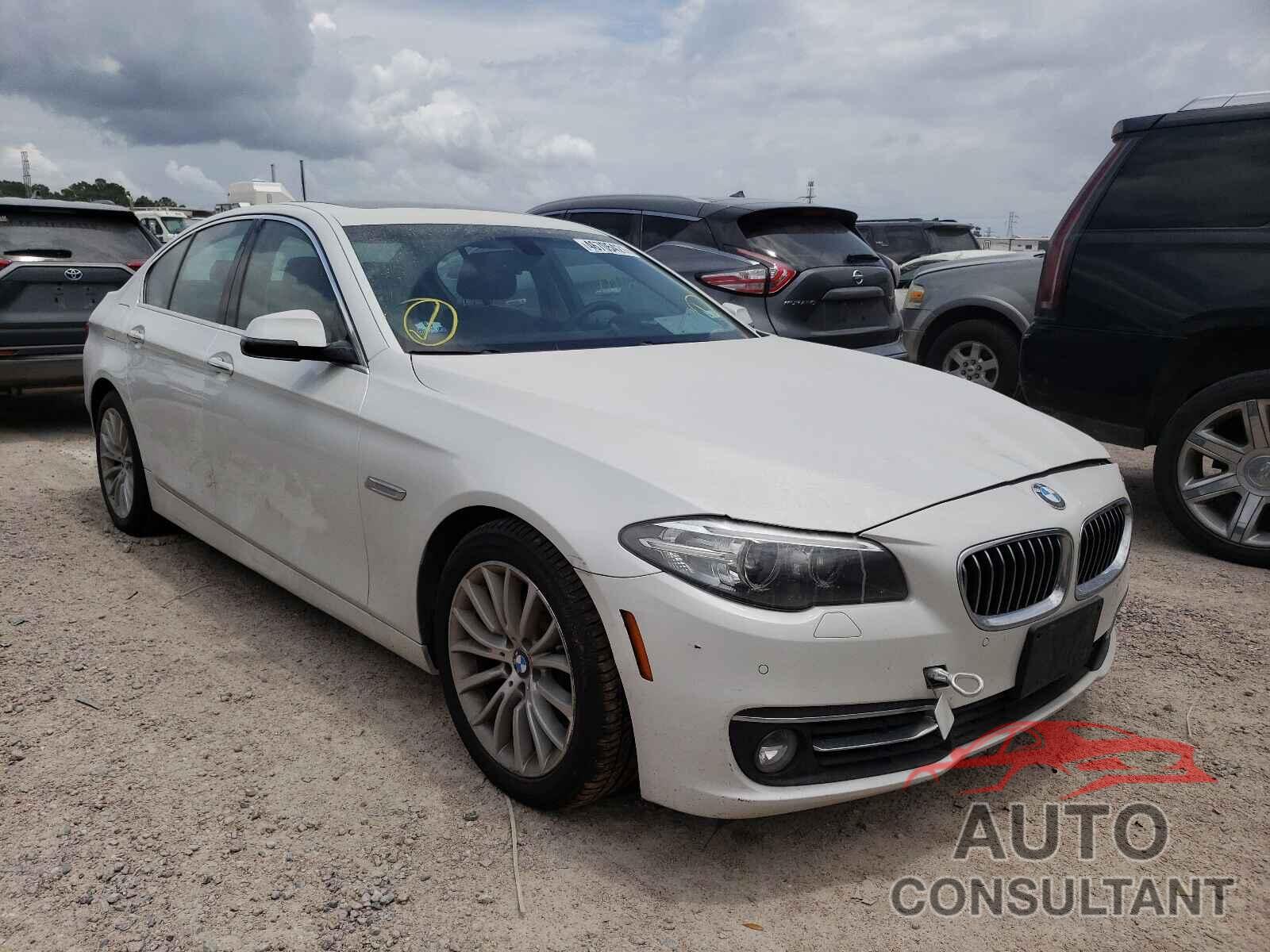 BMW 5 SERIES 2016 - WBA5A5C52GD525536