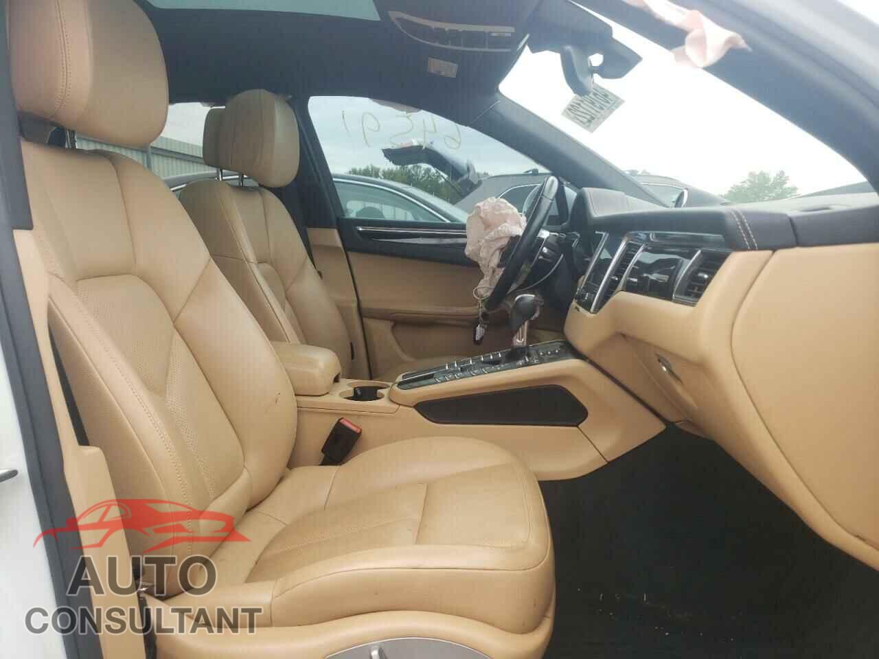 PORSCHE MACAN 2017 - WP1AA2A5XHLB80037