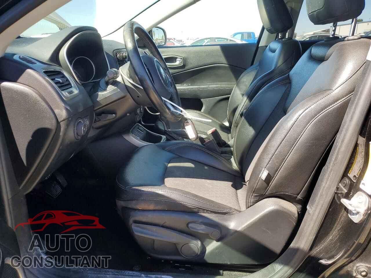 JEEP COMPASS 2018 - 3C4NJCBB4JT461791