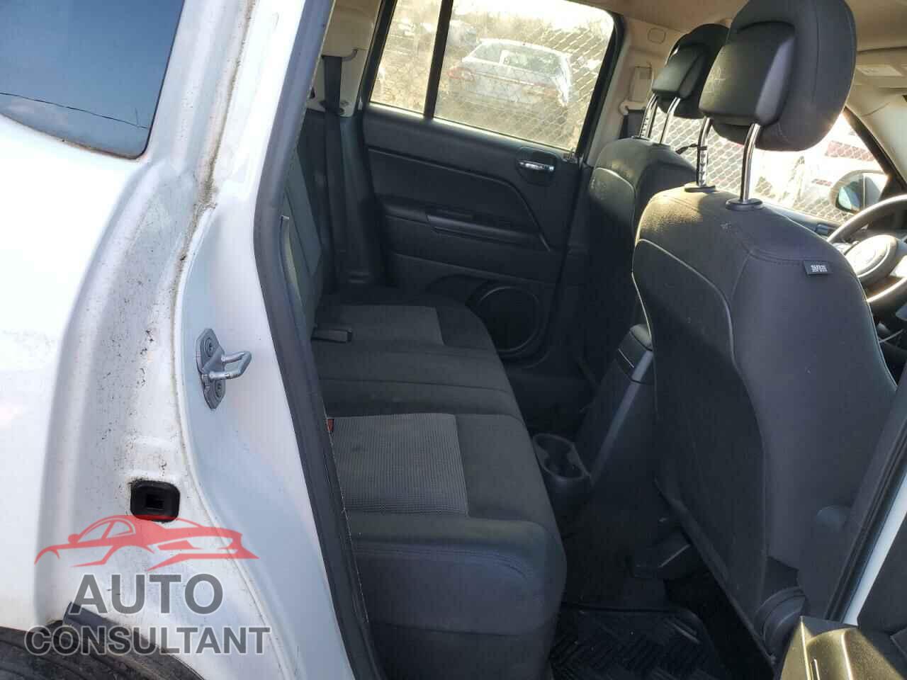 JEEP COMPASS 2013 - 1C4NJCBA2DD275667