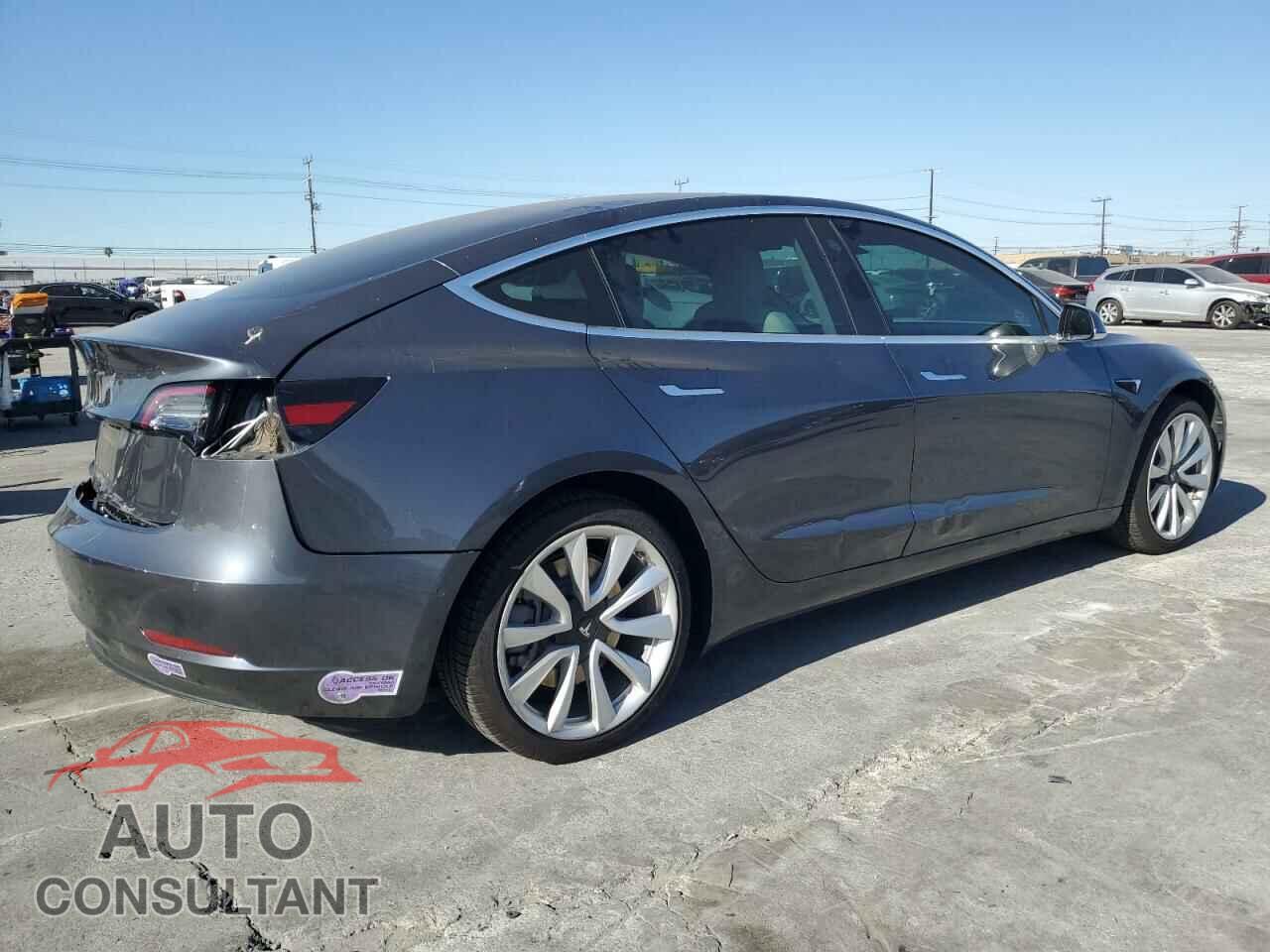 TESLA MODEL 3 2018 - 5YJ3E1EA5JF169178