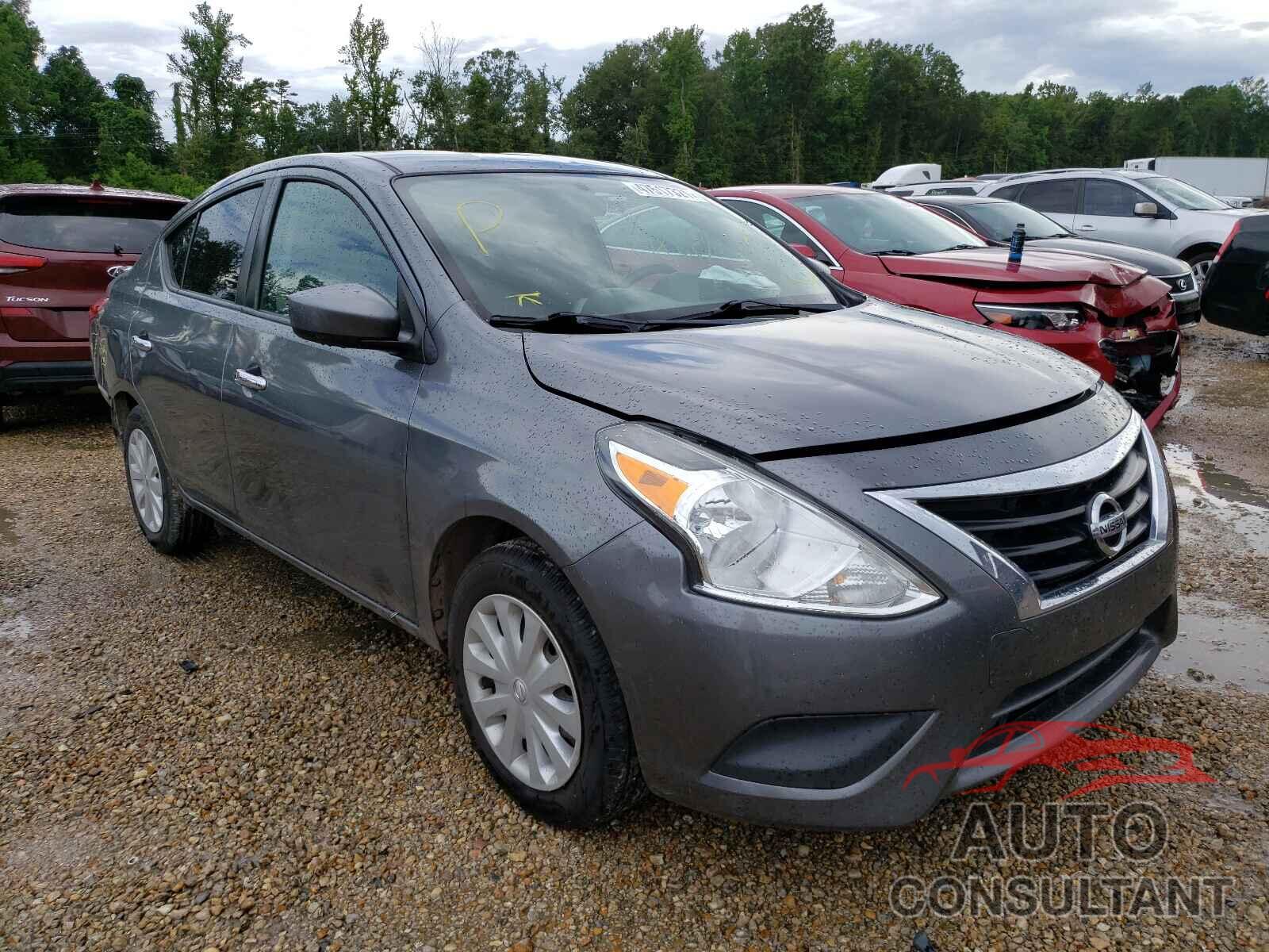 NISSAN VERSA 2018 - 3N1CN7AP0JL818127