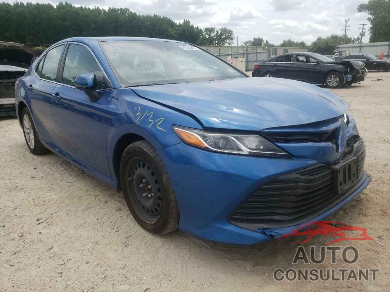TOYOTA CAMRY 2019 - 4T1B11HK2KU186035