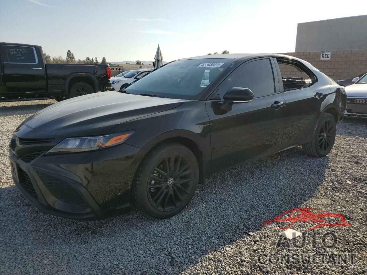 TOYOTA CAMRY 2022 - 4T1G11AK3NU670395