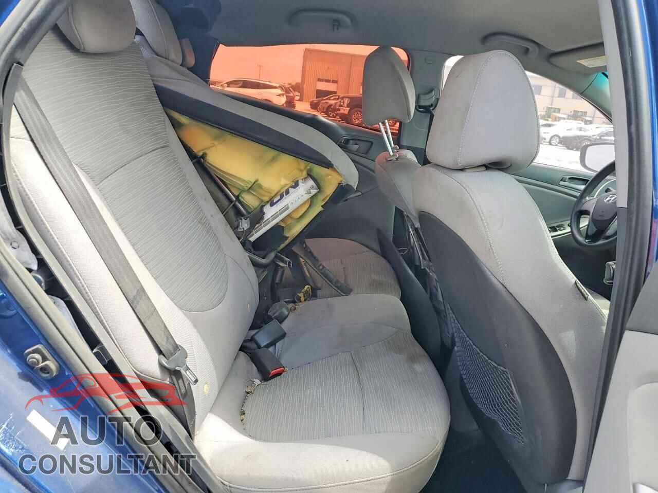 HYUNDAI ACCENT 2016 - KMHCT4AE6GU041883