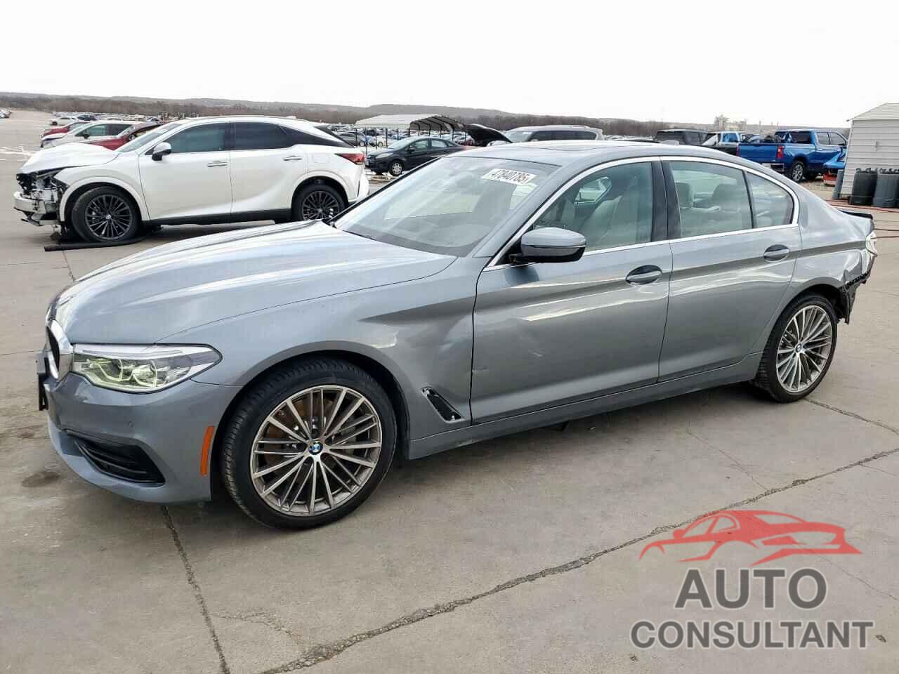 BMW 5 SERIES 2019 - WBAJA5C59KWW36645