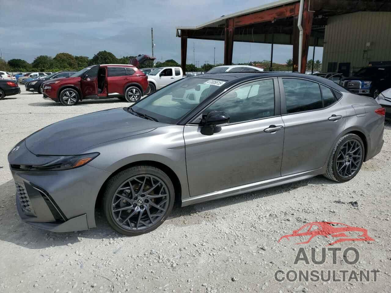TOYOTA CAMRY 2025 - 4T1DAACK6SU529218