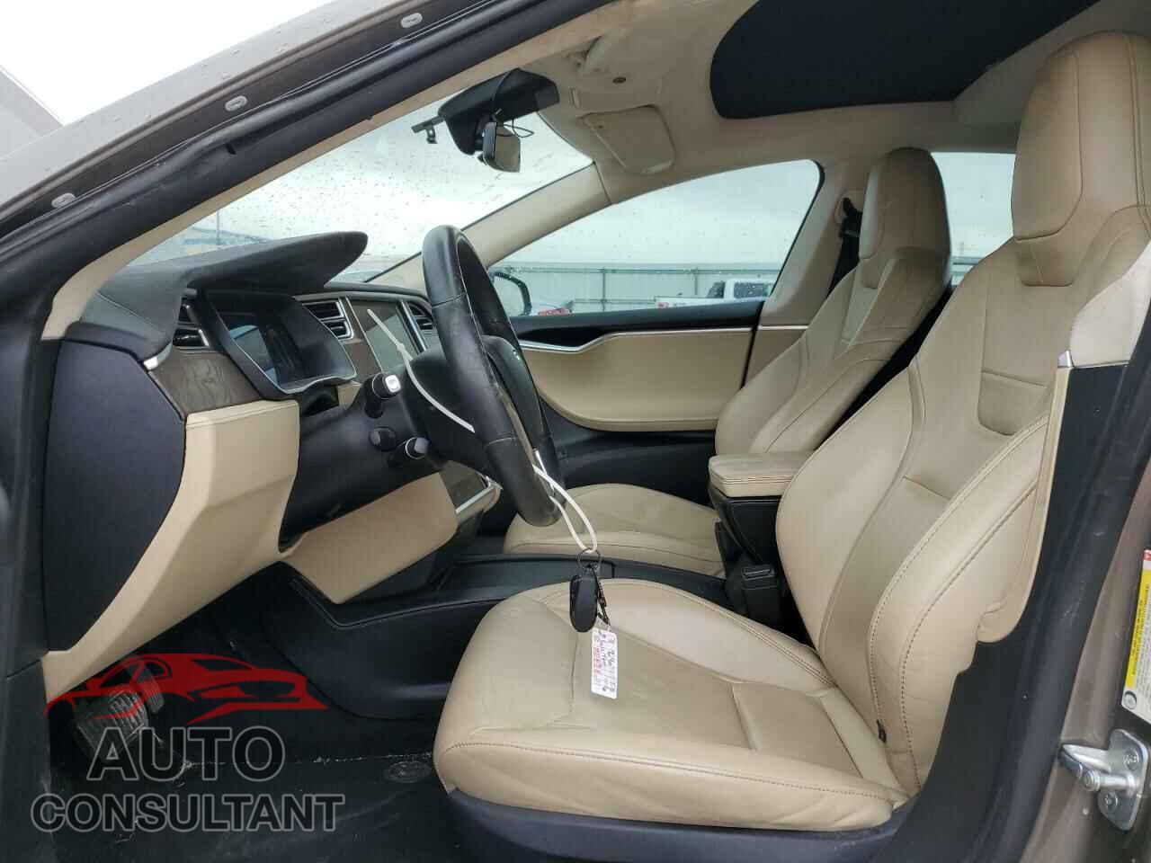 TESLA MODEL S 2016 - 5YJSA1E22GF141184