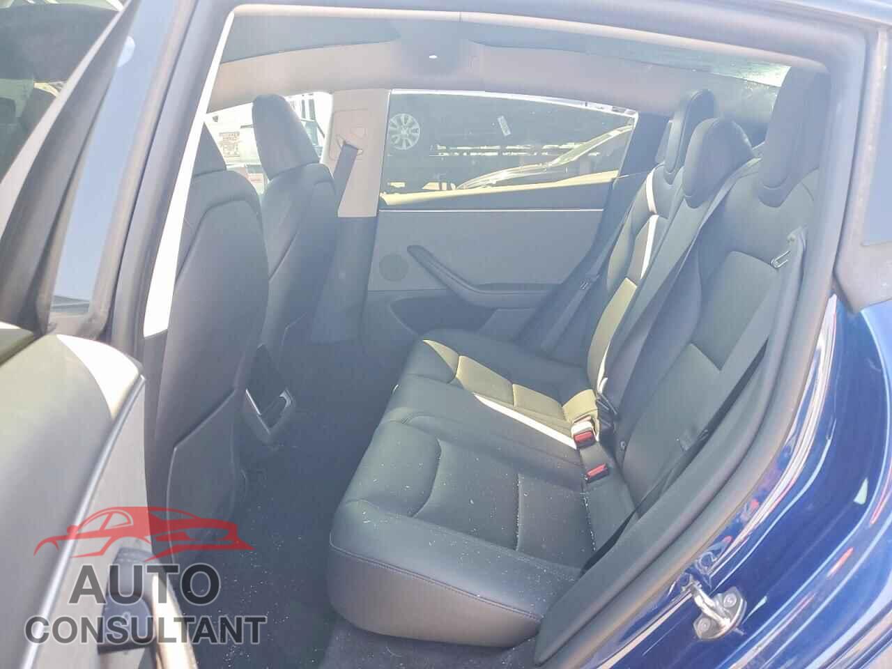 TESLA MODEL 3 2024 - 5YJ3E1EA0RF829476