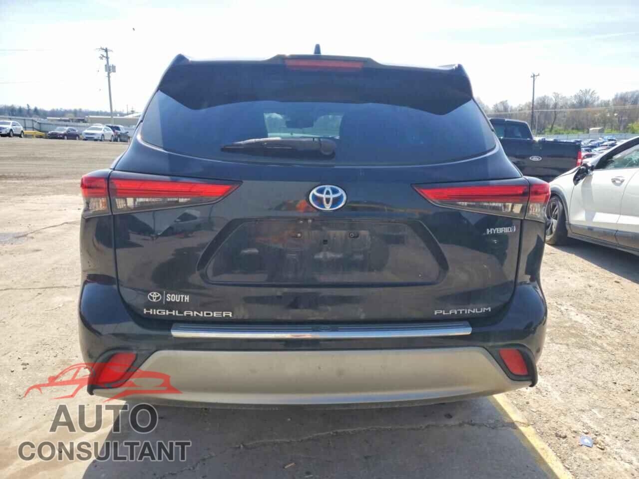 TOYOTA HIGHLANDER 2021 - 5TDEBRCH5MS031608