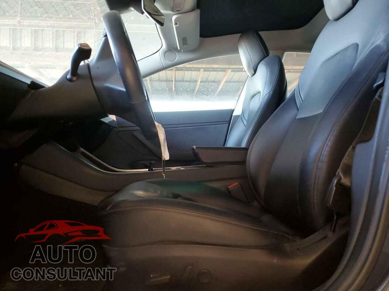 TESLA MODEL 3 2018 - 5YJ3E1EA8JF021154