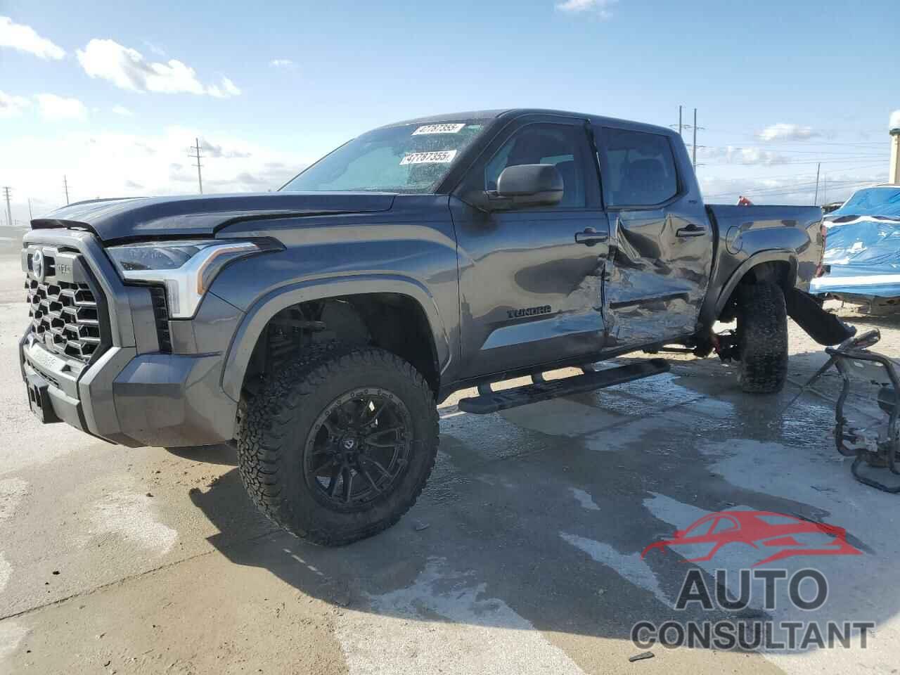 TOYOTA TUNDRA 2022 - 5TFLA5DB7NX030811