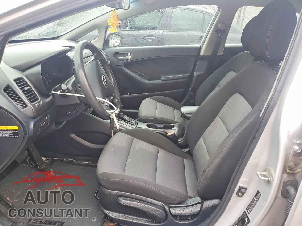 KIA FORTE 2016 - KNAFX4A63G5452745