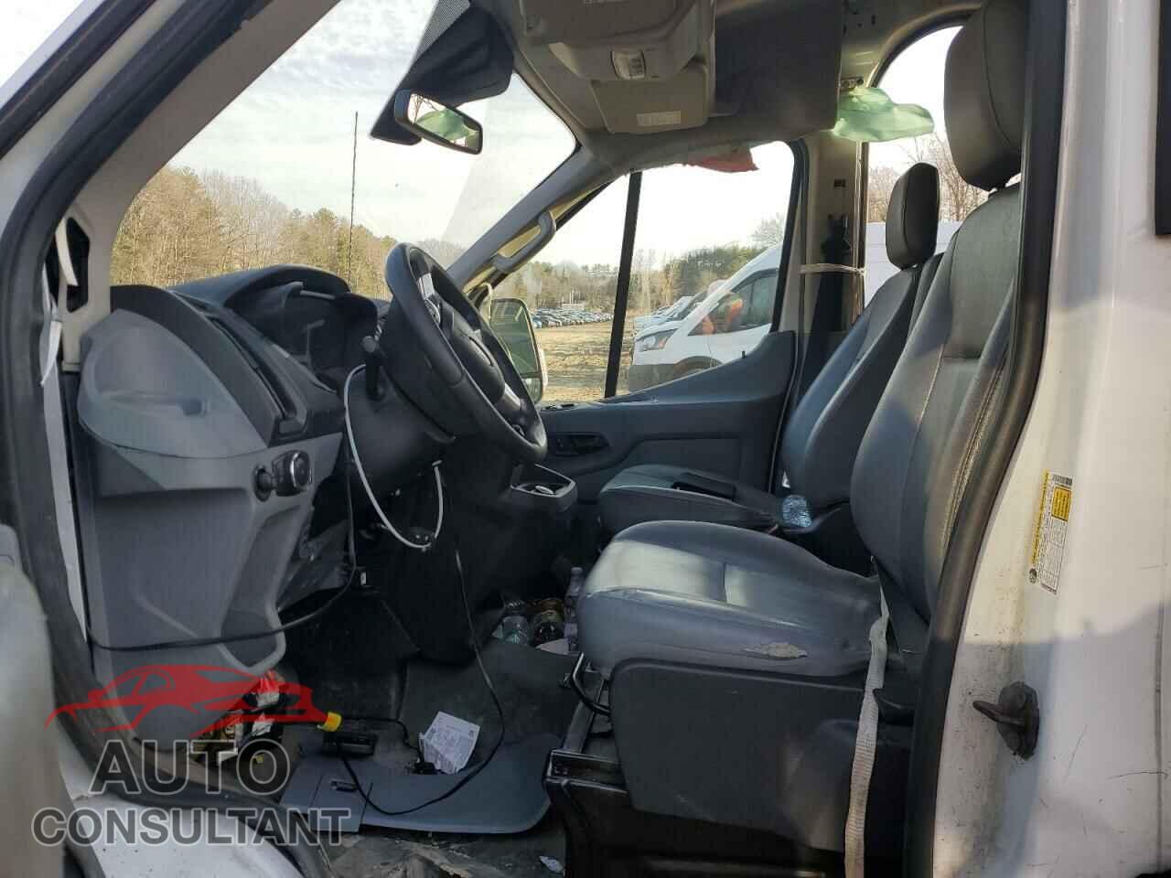 FORD TRANSIT 2019 - 1FTYR2CM9KKA45612